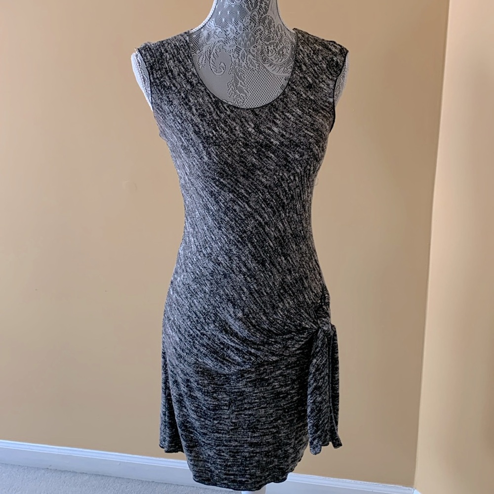 MAX STUDIO SLEEVELESS DRESS W/DROP WAIST SIDE GATHER